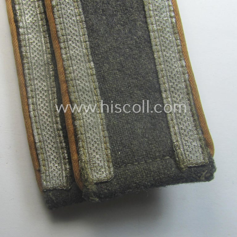 Pair of WH (Luftwaffe) NCO-type shoulderstraps: 'Unteroffizier der LW-Nachrichten-Trpn.'