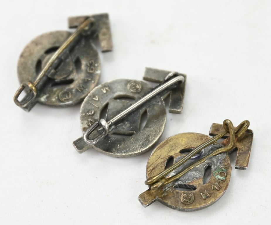 German Tinnie Hitler Youth Proficiency Badge Set