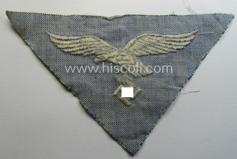 WH (Luftwaffe) enlisted-mens'- (ie. NCO-) pattern, summer-shirt breast-eagle as was specifically intended for usage on the bluish-grey- (ie. 'blaumelliertes') summer-shirts (ie. 'Hemden')