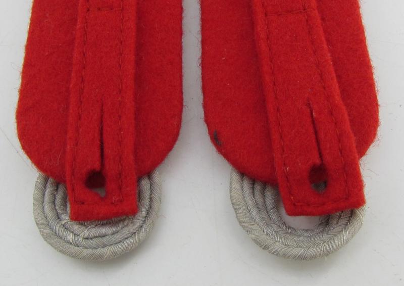Wehrmacht Artillery Major shoulder boards