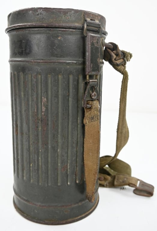 German WH M30 Gasmask & Cannister