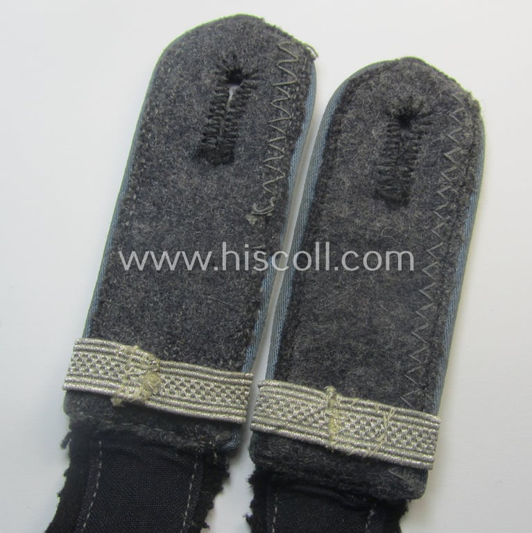 Pair of WH (Luftwaffe ie. Hitlerjugend-) related, so-called: 'Flakhelfer'-shoulderstraps as was intended for usage by a: 'Flakhelfer' (ie. later-war-period, youthful, anti-aircraft staff-member)