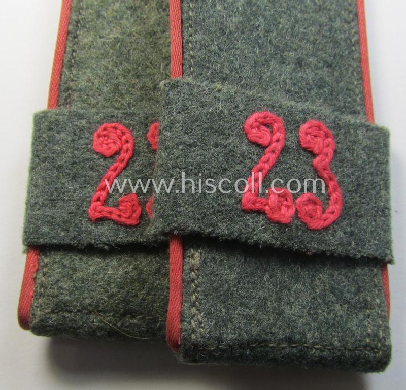 Pair of early- (ie. mid-) war-period, so-called: 'M41 o. M43'-pattern, WH (Heeres) EM-type shoulderstraps that comes with its accompanying 'Überschube'-pair as intended for a: 'Soldat des Panzerjäger-Abts. 23'