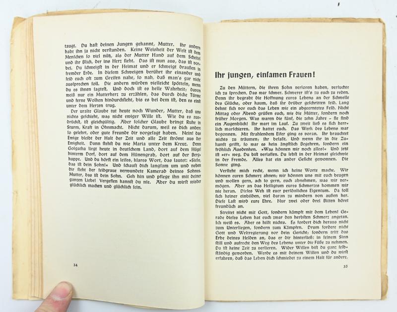 German Third Reich Booklet '..und fielen vor dem Feinde-und werden leben'