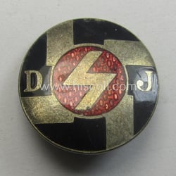 'Mitgliedsabzeichen des Deutsches Jungvolk in der HJ' (being...