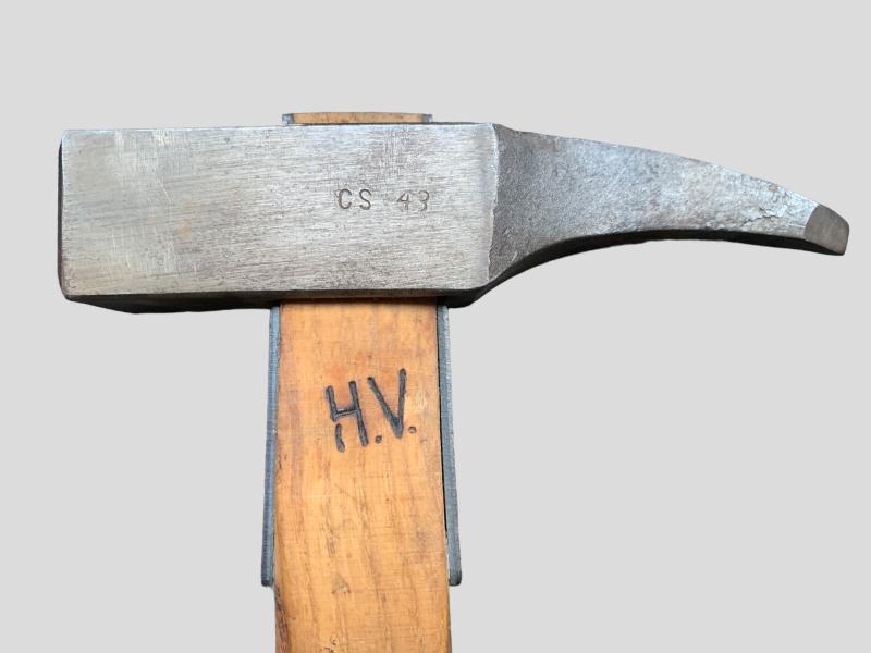 WH (Heer) Gebirgsjäger Rock-Hammer