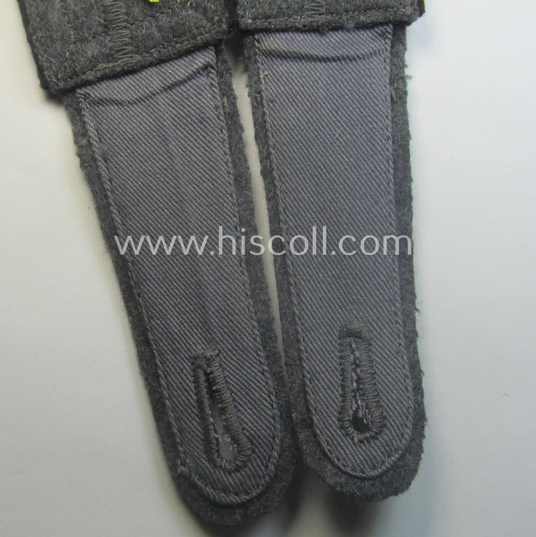 Neat - and fully matching! - pair of WH (Luftwaffe) NCO-type shoulderstraps as was intended for usage by an: 'Oberfeldwebel  eines Bau- o. Pioniere-Abtlgs. o. Rgts.'
