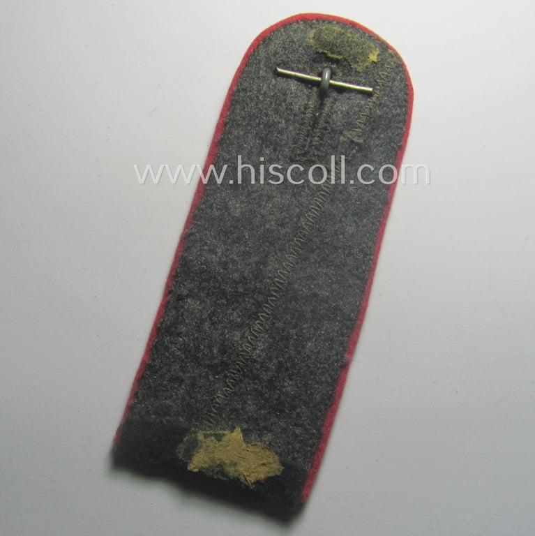 Single, early-war-period (ie. 'M40'-pattern) WH (Heeres) 'cyphered', EM-type shoulderstrap as was intended for a: 'Soldat u. Mitglied des Panzer-Abwehr-Abtlgs. 19'