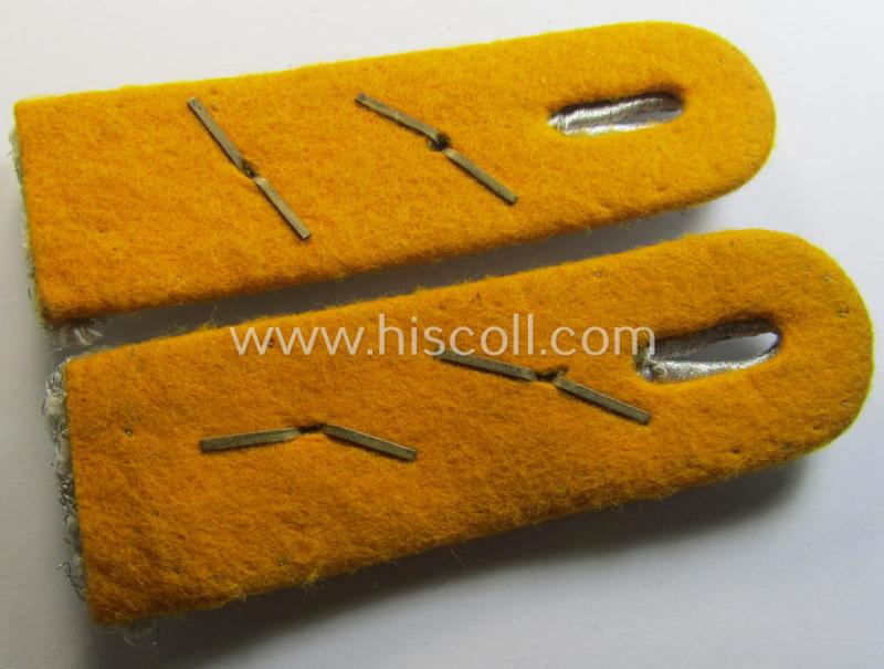 Attractive - and fully matching! - pair of WH (Luftwaffe) officers'-type shoulderboards as piped in the golden-yellow-coloured brancolour as was intended for usage by a: 'Hauptmann der Flieger- o. Fallschirmjäger-Truppen'