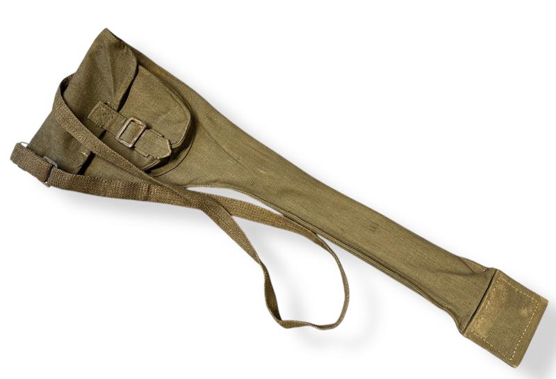 Gas warning flags in carrying bag -1939-