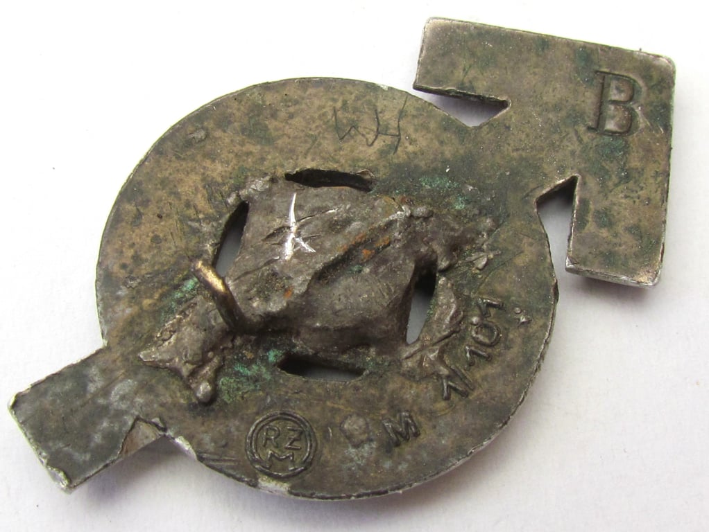HJ Leistungsabzeichen in Silver – “B-Stück” – RZM M1/101