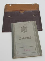 Wehrmacht ( Gebirgsjäger ) Wehrpass + Cover