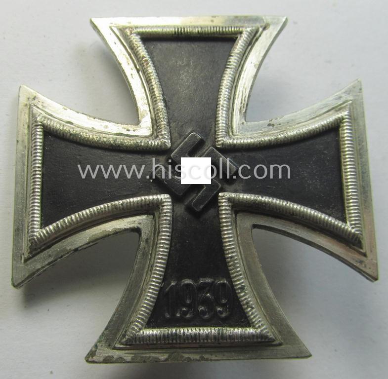 'Eisernes Kreuz 1. Kl.' (or: Iron Cross 1st class) being a (typical) non-maker-marked example
