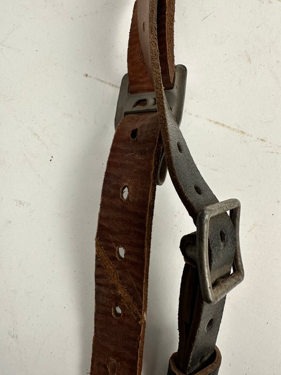 WW2 German Y straps Mint condition.