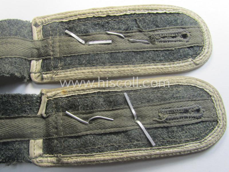 Pair of typical later-war-period- (ie. 'M44'-pattern) WH (Heeres) NCO-type shoulderstraps as was intended for usage by an: 'Oberfeldwebel eines Infanterie-Rgts.'