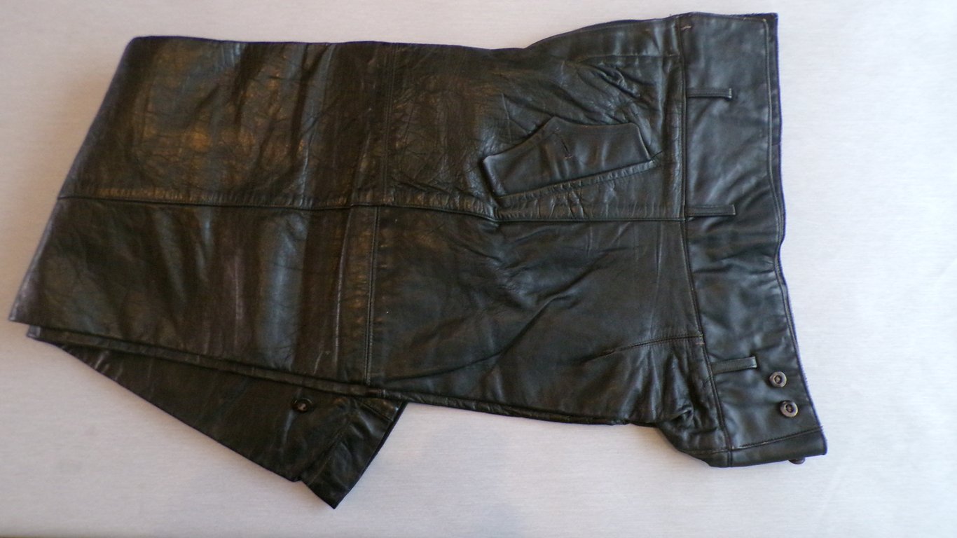 KM Mini-sub or Waffen SS panzer Uniform Part 2