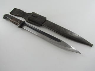 Non Matching K98 bayonet by E. Pack &...