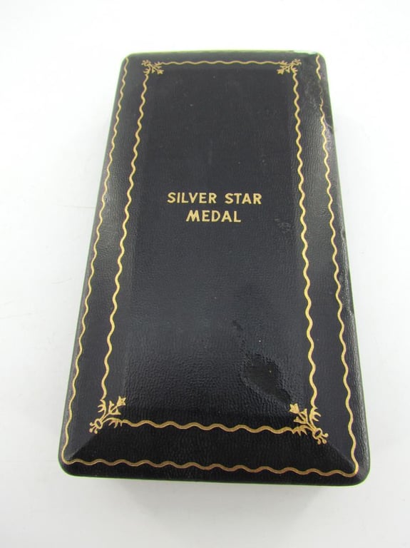 US WWII Silver Star Medal in Case