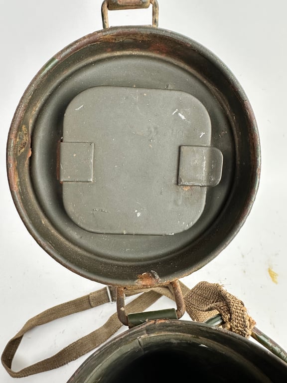 WW2 German 2 tone camo Gasmask canister.