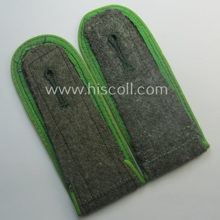 Pair of WH (Heeres) 'M44'-styled ie. 'simplified' EM-type shoulderstraps: 'Sld. eines Pz-Gren.-Rgts.'