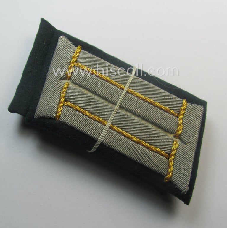 Superb pair of WH (Kriegsmarine) officers'-pattern collar-tabs (ie. 'Kragenspiegel'): 'Offizier der Küsten- o. Marine-Art.'