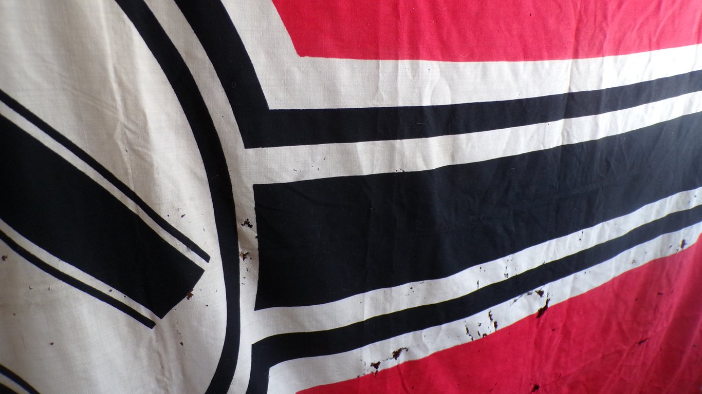 Large WWII German Kriegsmarine Reichskriegsflagge