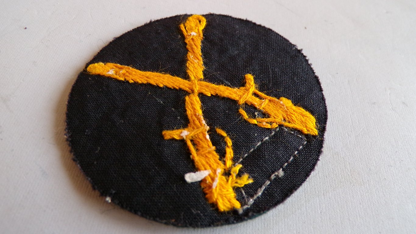 Specialty Badge with NCO Tress Modification