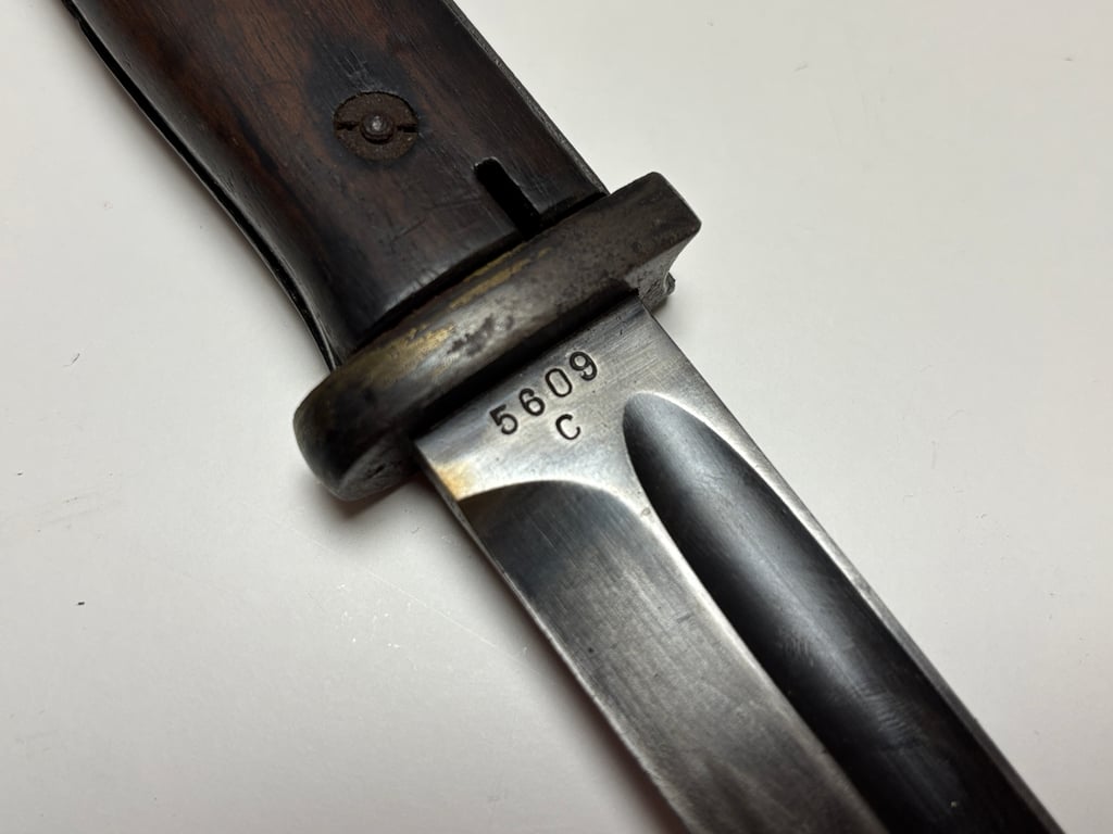 K98 Bayonet Matching "WKC" with brown frog
