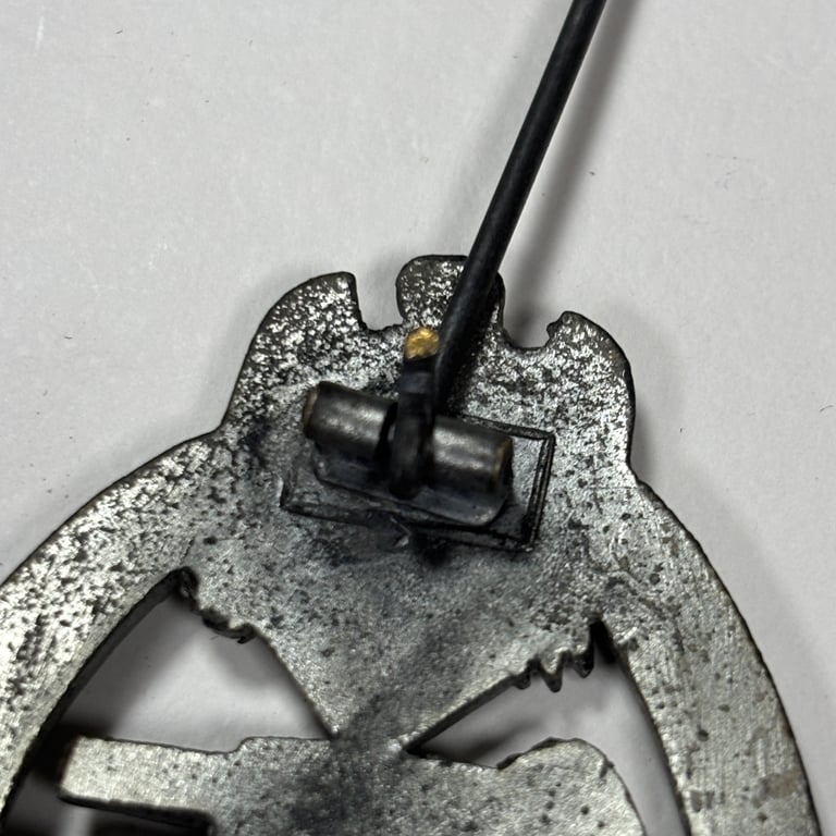 WH Panzer Assault Badge Silver