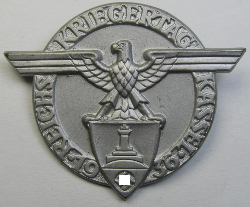 Silver-toned, D.R.K.B. (or: 'Deutscher Reichskriegerbund' aka 'Kyffhäuserbund') day-badge (ie. 'tinnie') being a non-maker-marked example entitled: 'Reichskriegertag - Kassel - 1936'
