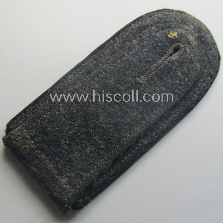 Single, neatly 'cyphered' WH (Luftwaffe), NCO-type shoulderstrap as was specifically intended for usage by an: 'Unterfeldwebel eines Luftschütz-Abtlgs. (mot)'