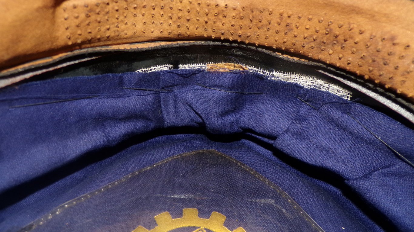 D.A.F Schirmmütze  (visor cap)