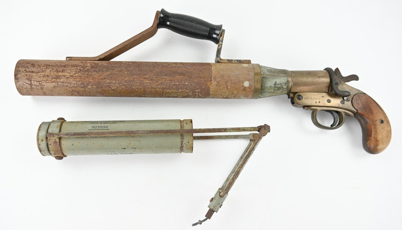 British WW2 Schermuly Line Throwing Pistol