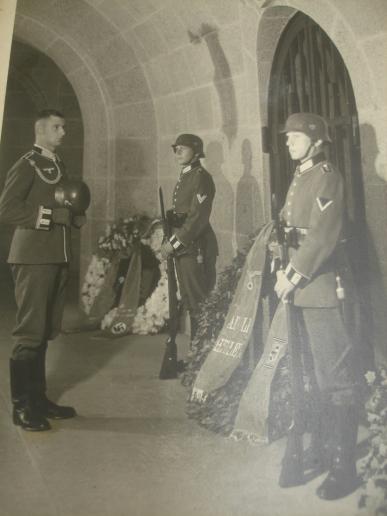 German Picture AH memorial wreath