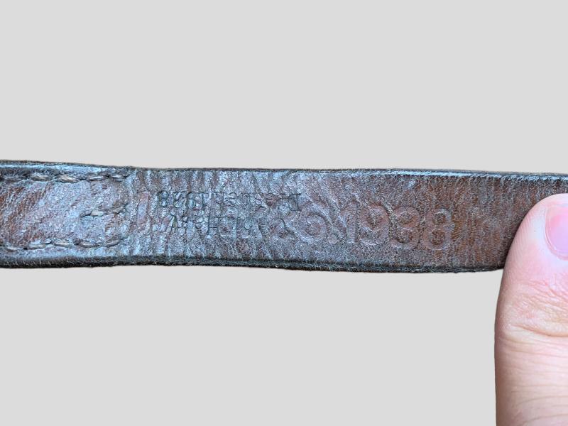 Luftwaffe Leather Y-straps