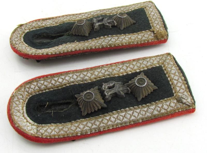 Wehrmacht ( Heer ) Oberfeldwebel Panzerjäger Shoulder Boards