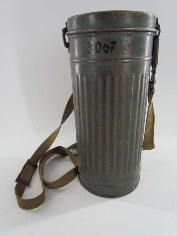 WH/SS Gasmask Cannister With M38 Gasmask and Filter