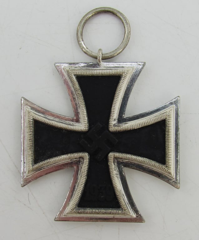 Iron Cross 2nd Class 1939 (Eisernes Kreuz 2. Klasse)– Maker 23