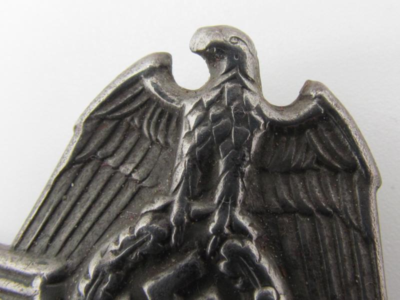 WH (Heer) 'Demjansk' Campaign Shield