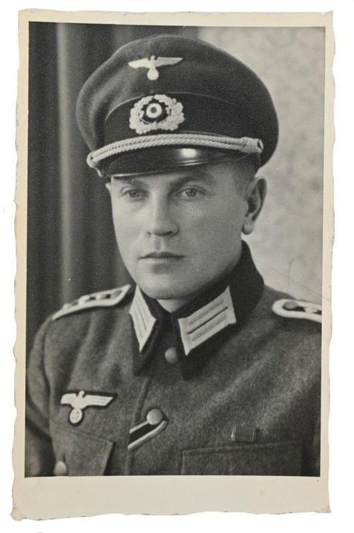 German WH Officer Portait Picture