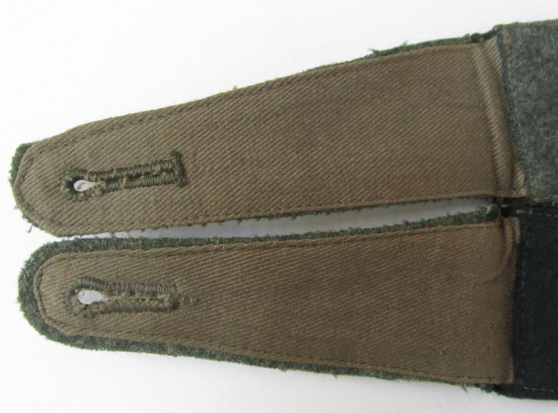 Attractive - and/or truly almost matching! - pair of WH (Heeres), early- (ie. pre-war-) period, 'M36'-pattern- (ie. pointed-styled) 'cyphered' shoulderstraps, as was  intended for a: 'Soldat des Artillerie-Beobachtungs-Abteilungs 20'