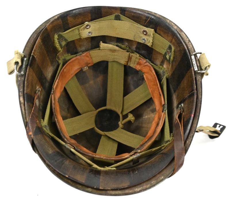 US WW2 M1 Swivel Bale Combat Helmet
