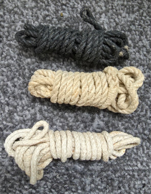 Wehrmacht tent poles and pegs in original pouch