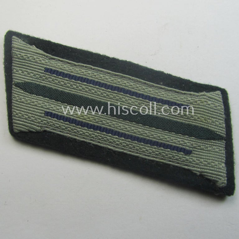 Fully matching pair of pre- (ie. early-war-) period WH (Heeres) 'M36' (ie. 'M40'-) type collar-patches (ie. 'Einheitskragenspiegel') as piped in the darker-blue-coloured branchcolour as intended for usage by a: 'Soldat der Sanitäts-Trpn.'