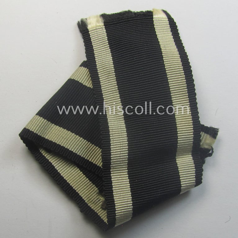 'Wiederholungsspange zum EK II. Klasse' (or: bar to the WWI IC second class) as was produced by the (scarcely found!) maker (ie. 'Hersteller') named: 'Ziemer & Söhne'