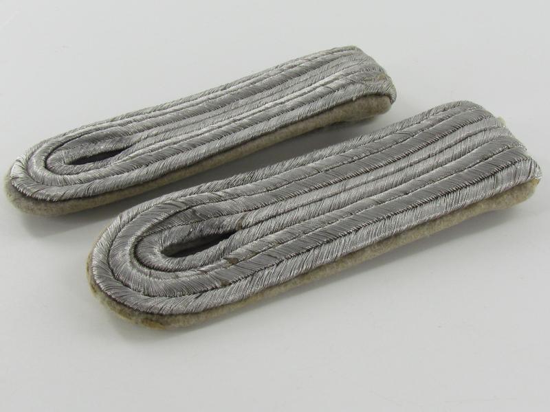 WH (Heer) Propaganda Company Shoulder Boards...Rare