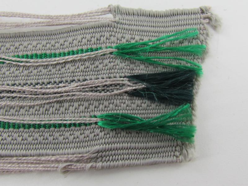 Single Bevo Wehrmacht ( Heer ) Gebirgsjäger Collar Tab