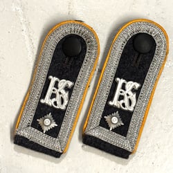 LW Kriegsschule shoulder boards