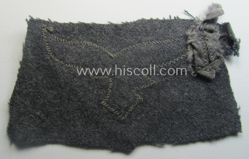 'Cut-out of a tunic' - WH (Luftwaffe) EM- (ie. NCO-) type breasteagle (ie. 'Brustadler für Mannschaften und Unteroffiziere der Luftwaffe')