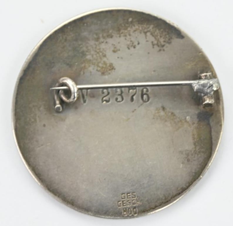 German NSV Schwesternschaft 800 Silver Brooch